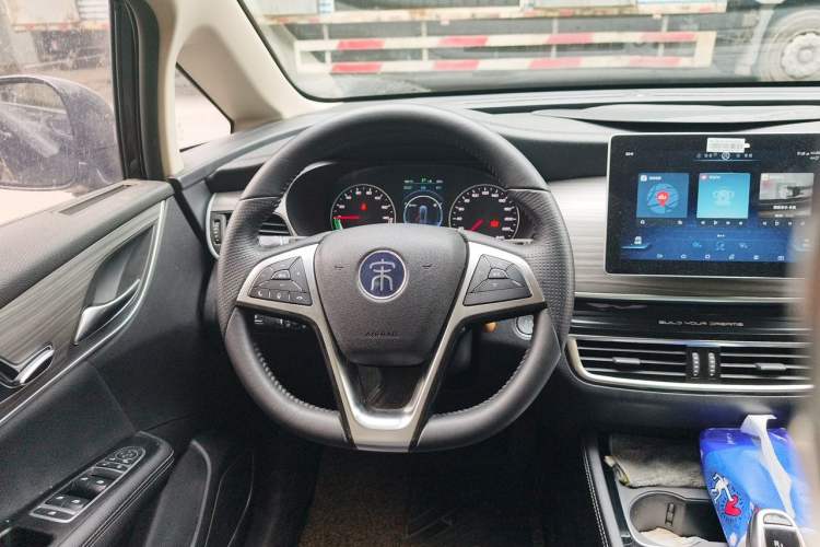 Used BYD Song MAX New Energy 2019 DM 1.5T Smart Connect Advanced 6-Seater China VI Standard