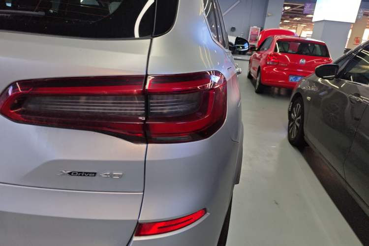 Used BMW X5 2019 xDrive40i M Sport Package