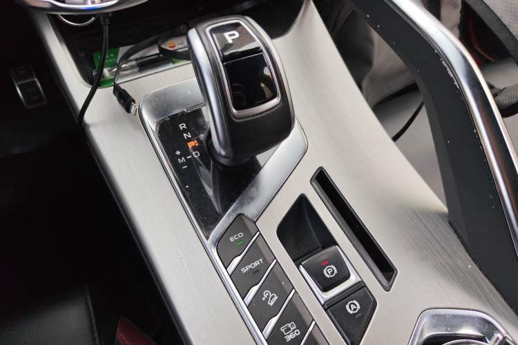 Used Geely Auto Coolray 2019 Sport Version 260T DCT Battle China VI Standard
