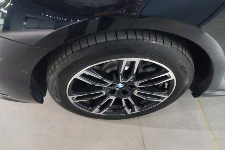 Used BMW 5 Series 2025 525Li M Sport Package
