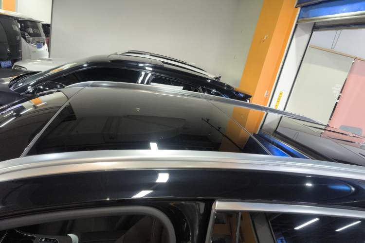 Used Mercedes-Benz GLC 2020 Facelifted GLC 260 L 4MATIC Dynamic Edition Roof