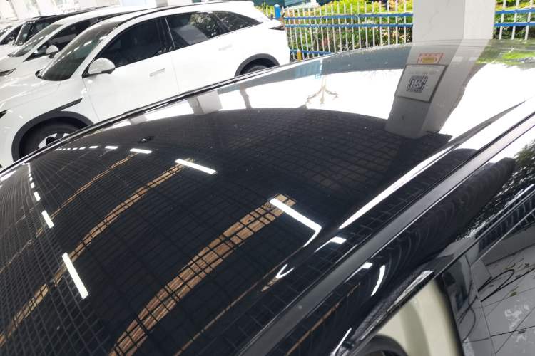 Used Wuling Bingo PLUS 2024 401 km Range 5-Seater Version Roof