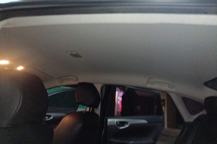 Used Nissan Sylphy 2022 Classic 1.6XE CVT Comfort Edition Headliner