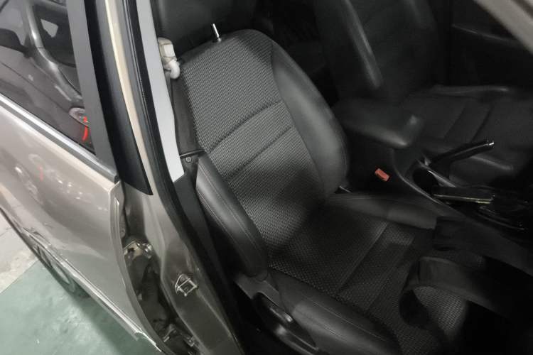 Used Chery Tiggo 3 2016 1.6L CVT ZhiShang Edition Right Front Seat