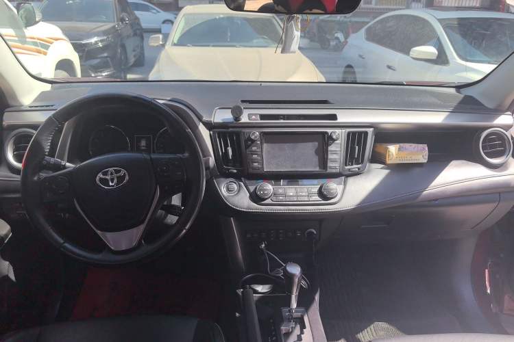 Used Toyota RAV4 2018 2.5L Automatic 4x4 Elite i Edition
