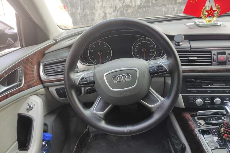 Used Audi A6L 2014 30 FSI Technology Model
