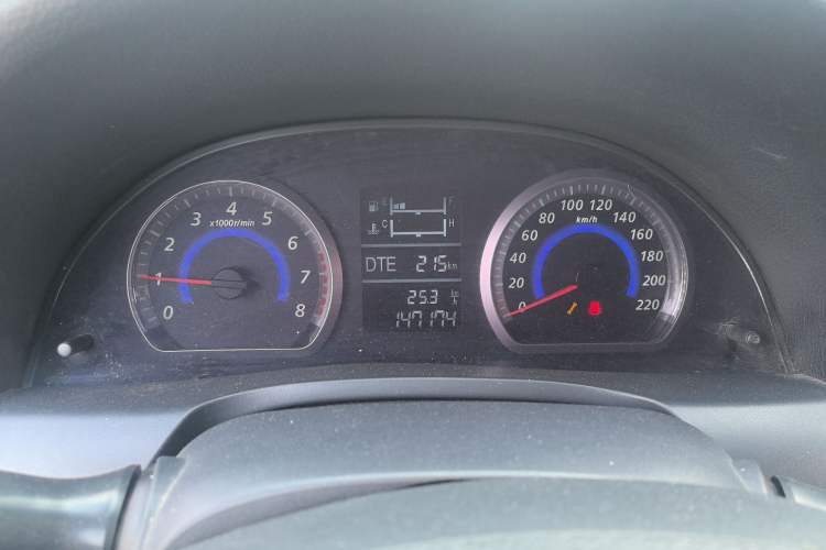 Used Zotye Z300 2012 1.5L Manual Elite Edition