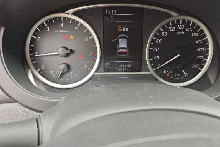 Used Nissan Tiida 2021 1.6L CVT Smart Drive Edition Odometer Close Up