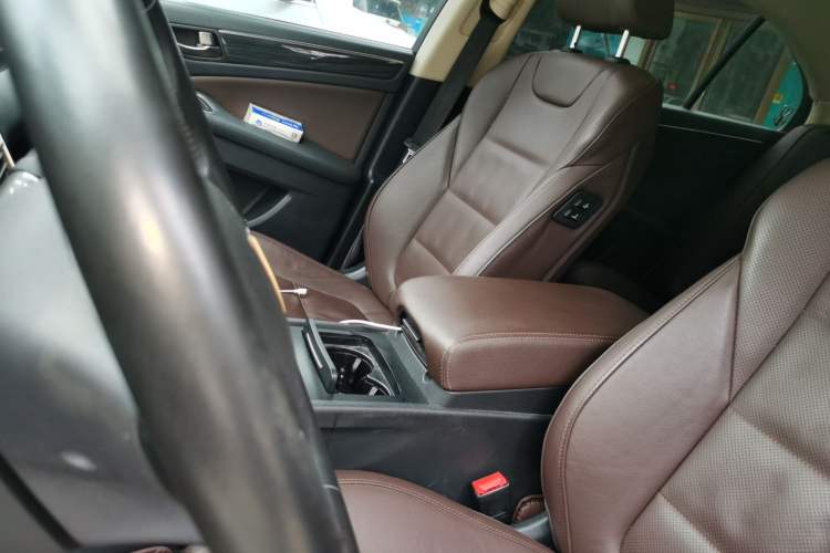 Used Hongqi H7 2019 2.0T Elite Edition
