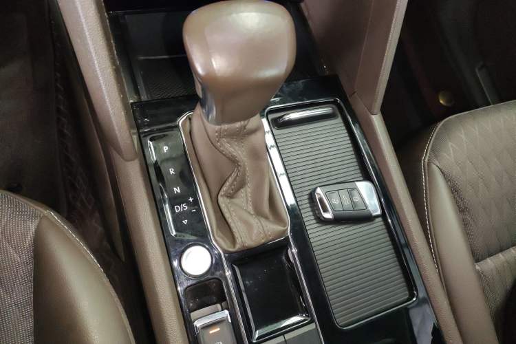 Used Volkswagen Viloran 2020 330TSI Business Edition