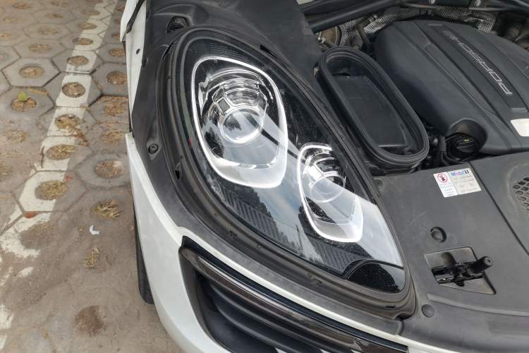 Used Porsche Macan 2014 Macan 2.0T
