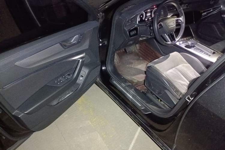 Used Audi A6L 2019 40 TFSI Luxury Dynamic Model