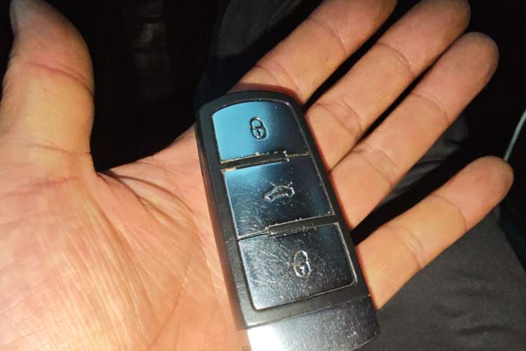 Used Volkswagen Magotan 2013 1.8TSI Premier Model Vehicle Key