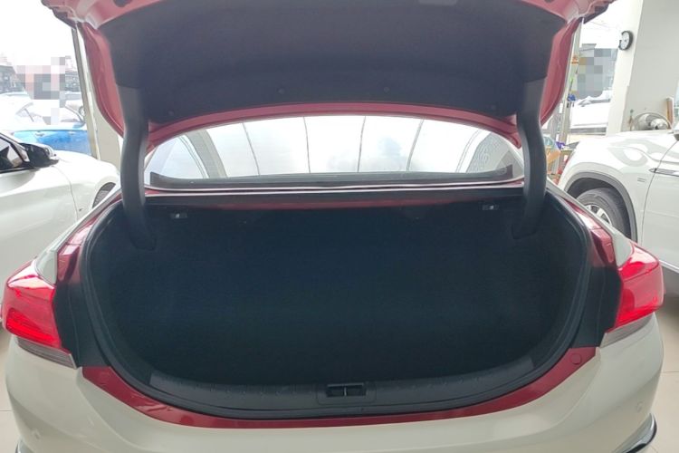 Used Honda Spirior 2015 2.0L Prestige Edition
