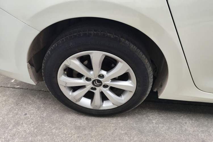 Used Citroen C4 Sega 2016 1.6L Automatic Comfort Model Right Rear Wheel Hub