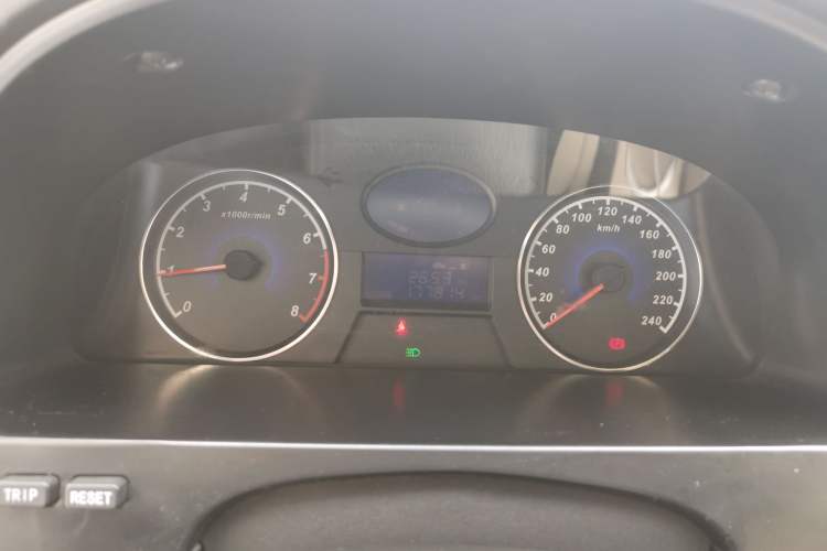 Used Geely Auto Classic Emgrand 2013 Sedan 1.5L Manual Elite Model Instrument Cluster