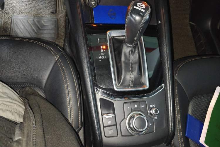 Used Mazda CX-5 2017 2.0L Automatic 2WD Smart Enjoyment Version China V Standard Gear Lever