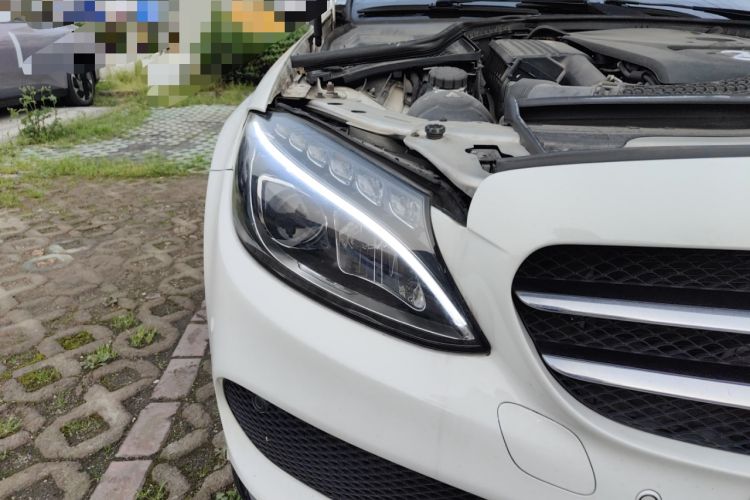 Used Mercedes-Benz C-Class 2017 Restyled C 200 Sport Edition Right Front Headlight