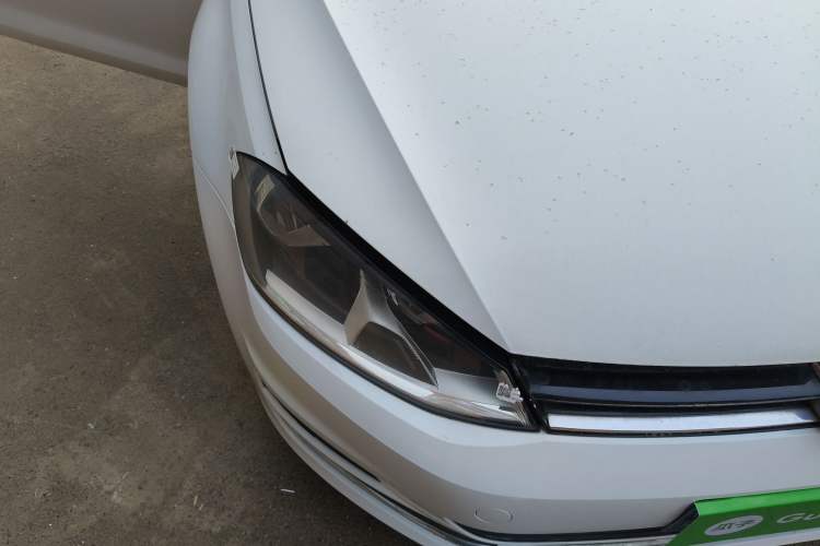 Used Volkswagen Golf 2014 1.4TSI Automatic Luxury Model Right Front Headlight