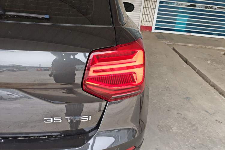 Used Audi Q2L 2021 35 TFSI Fashionable and Elegant Model Right Rear Taillight