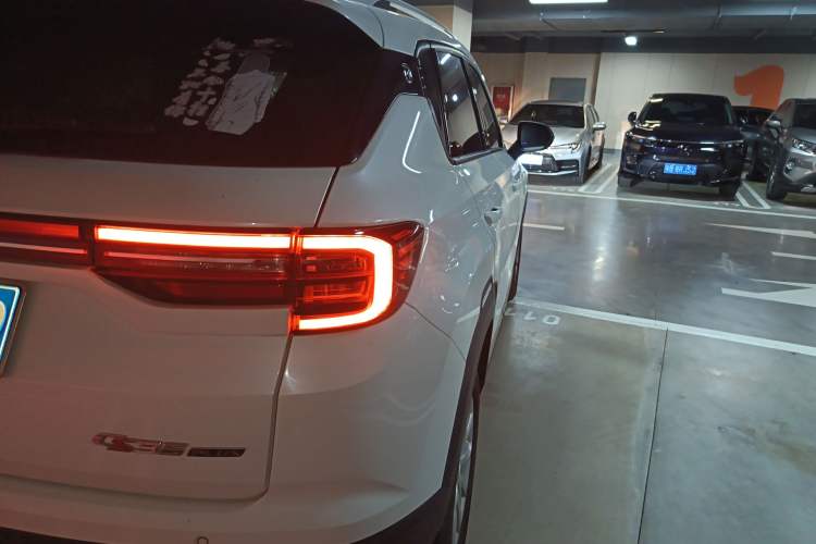 Used Changan CS35PLUS 2021 Honor Million Edition 1.6L CVT Elite Model
