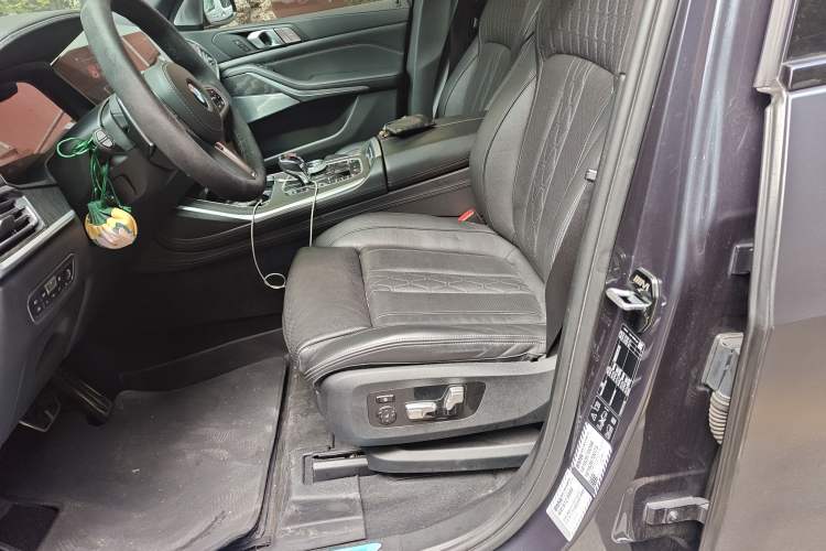 Used BMW X7 2019 xDrive40i Executive Model M Sport Package
