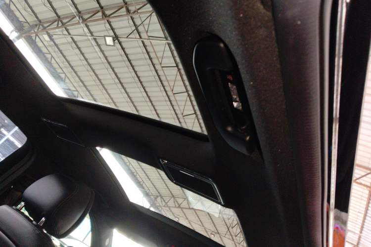 Used Mercedes-Benz GLC 2020 GLC 260 L 4MATIC Luxury Model