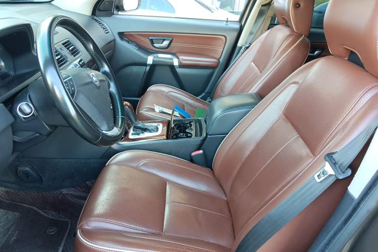 Used Volvo XC Classic 2014 T5 Executive Edition
