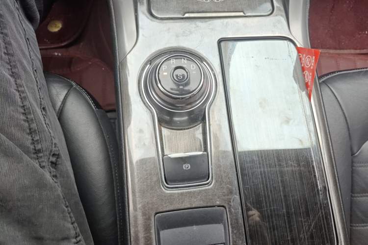 Used Ford Mondeo 2017 EcoBoost 180 Stylish Model Gear Lever