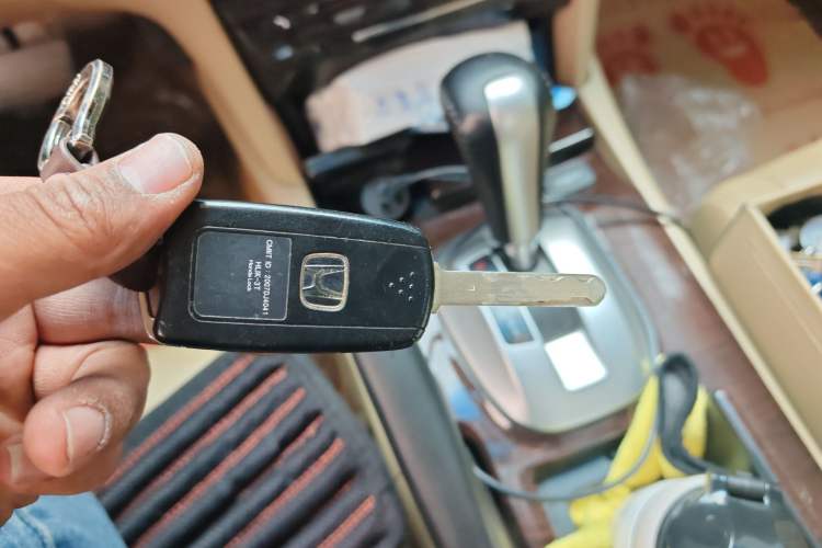 Used Honda Accord 2013 2.0L SE Vehicle Key