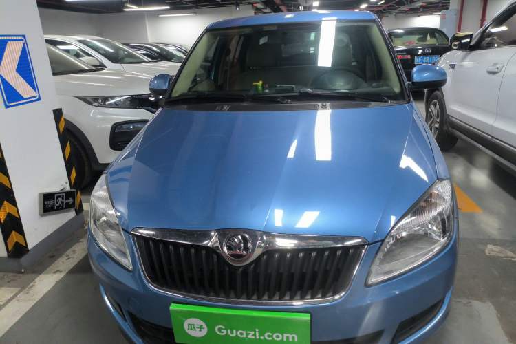 Used Skoda Fabia 2014 1.4L Manual Crystal Edition