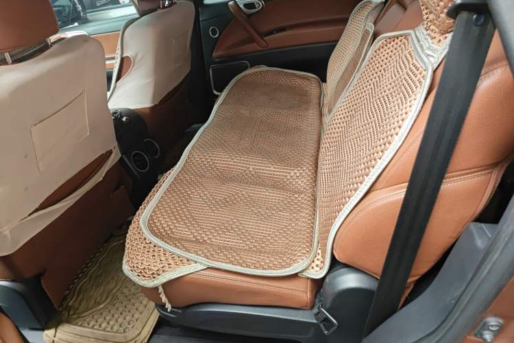 Used Luxgen Great 7 SUV 2011 2.2T Four-Wheel Drive ZhiZun Version