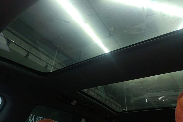 Used Li Auto L8 2023 Pro Model
