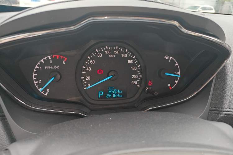 Used Ford Escort 2015 1.5L Automatic Fashion Model
