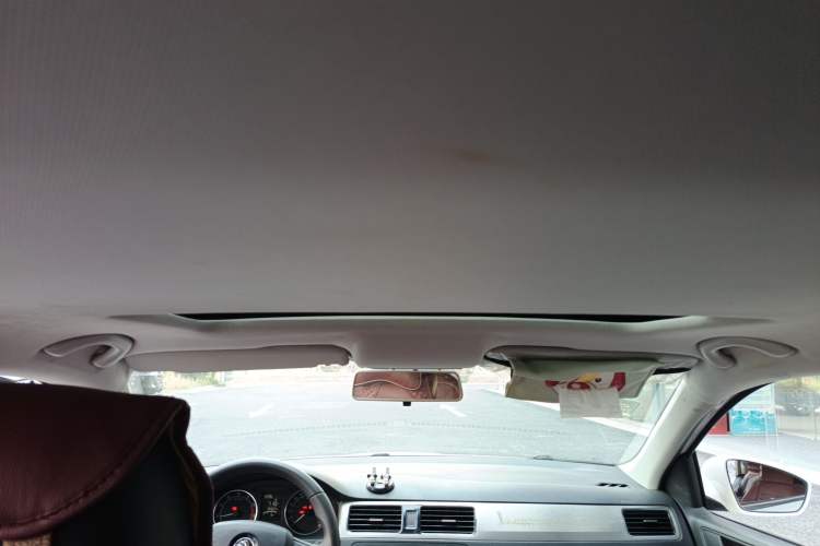 Used Skoda Rapid Spaceback 2016 Revised 1.6L Manual Chuanxing Edition Headliner