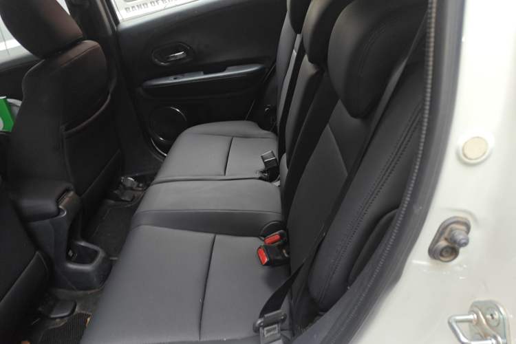 Used Honda XR-V 2015 1.8L VTi CVT Luxury Edition
