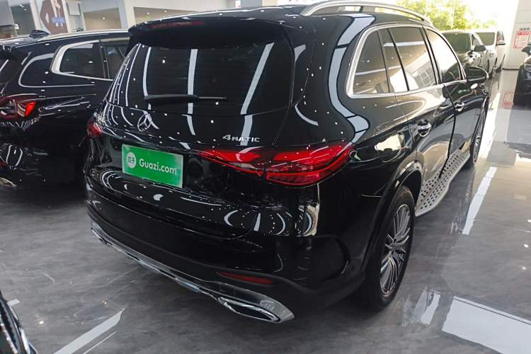 Used Mercedes-Benz GLC 2025 Refreshed GLC 300 L 4MATIC Dynamic Version 5 Seats
