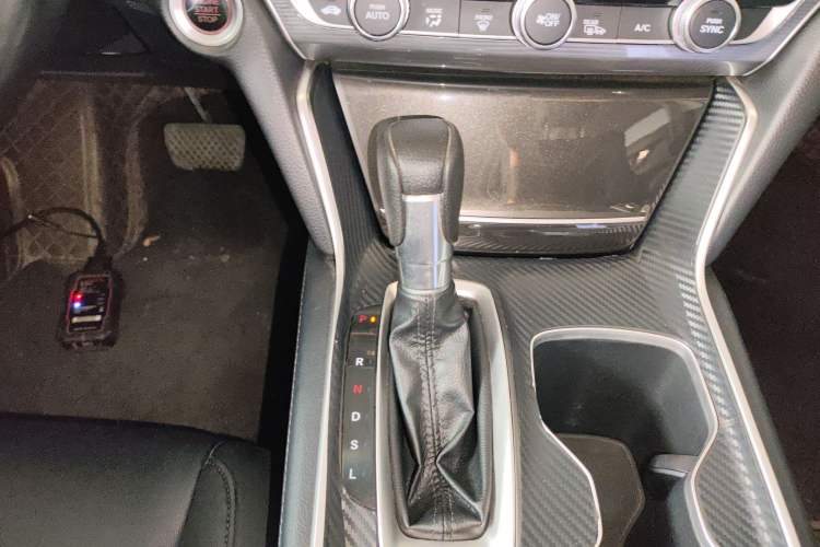 Used Honda Accord 2018 260TURBO Elite Edition China V Gear Lever