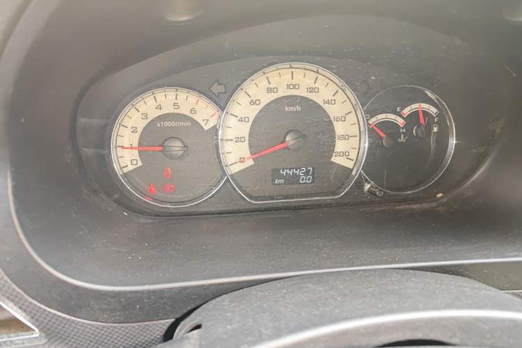 Used Wuling Hongguang 2014 1.5L S Luxury Model Instrument Cluster