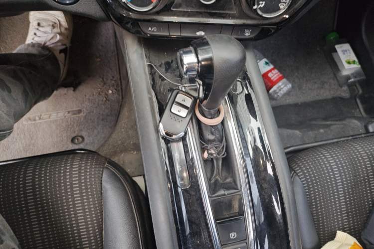 Used Honda Vezel 2017 1.8L CVT Front-Wheel Drive Pioneer Edition Gear Lever