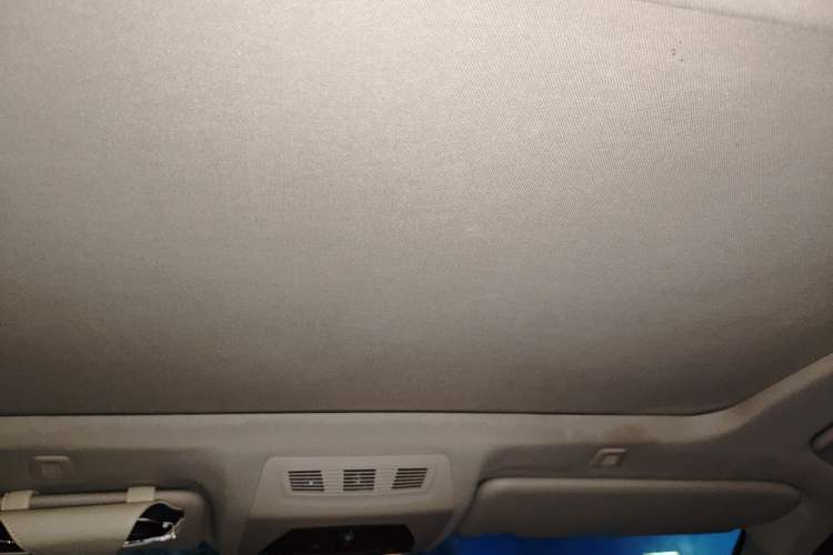 Used BMW 5 Series 2014 525Li Luxury Design Package
