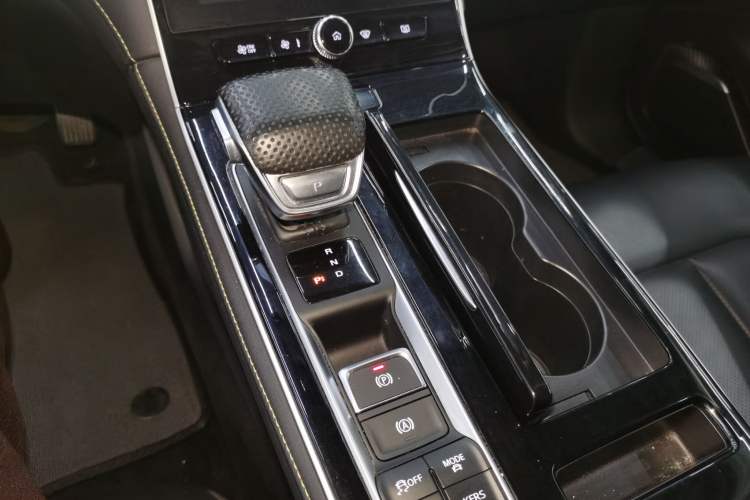 Used Roewe i6 MAX New Energy 2023 EV 420 Skyroof Special Edition Gear Lever