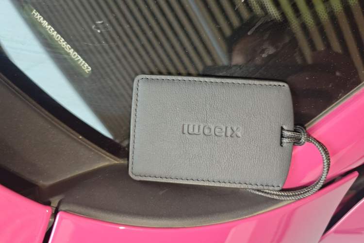 Used Xiaomi Auto SU7 2024 Four-Wheel Drive Ultra-Long Range Advanced Intelligent Driving Max Edition