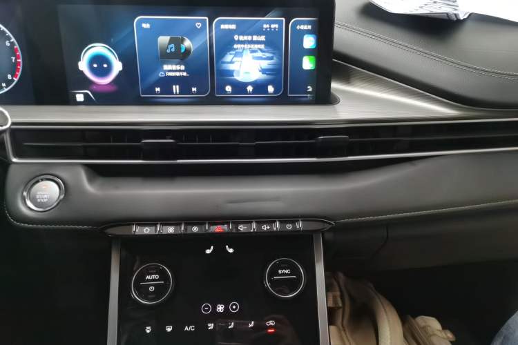 Used Chery Tiggo 8 2023 Kunpeng Edition 290TGDI Automatic Excellence Model Audio And AC Panel