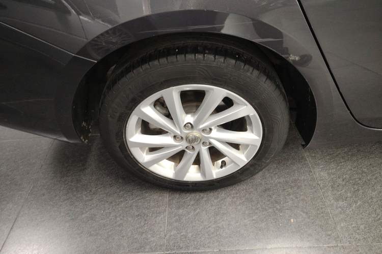 Used Buick Verano 2017 Sedan 15S Automatic Leading Model