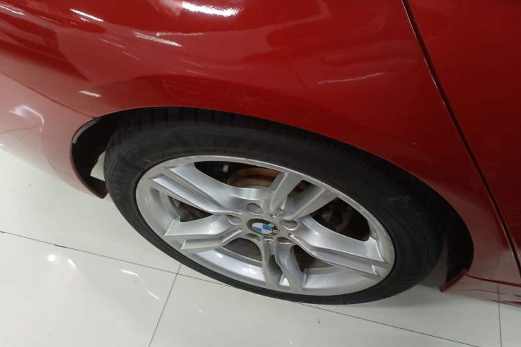 Used BMW 3 Series 2017 320Li M Sport Edition Right Rear Wheel Hub