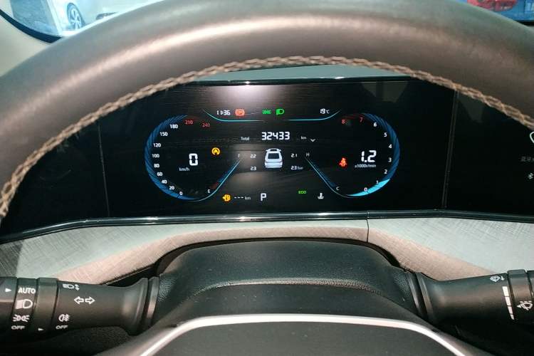 Used CHANGAN Eado 2023 Changan Edition PLUS Blue Whale NE 1.4T GDI DCT Prestige Version
