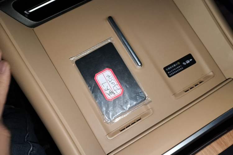 Used Hima Luxeed R7 2025 Range-Extended Version 251 km Max