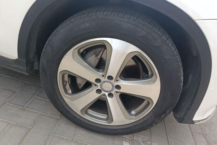 Used Mercedes-Benz GLC 2017 GLC 260 4MATIC Dynamic Edition