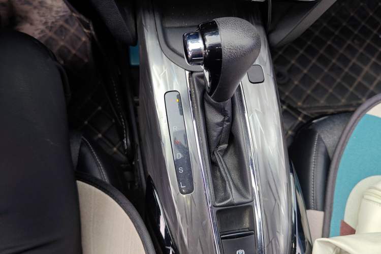 Used Honda XR-V 2019 220TURBO CVT Luxury Edition China VI Emission Standard